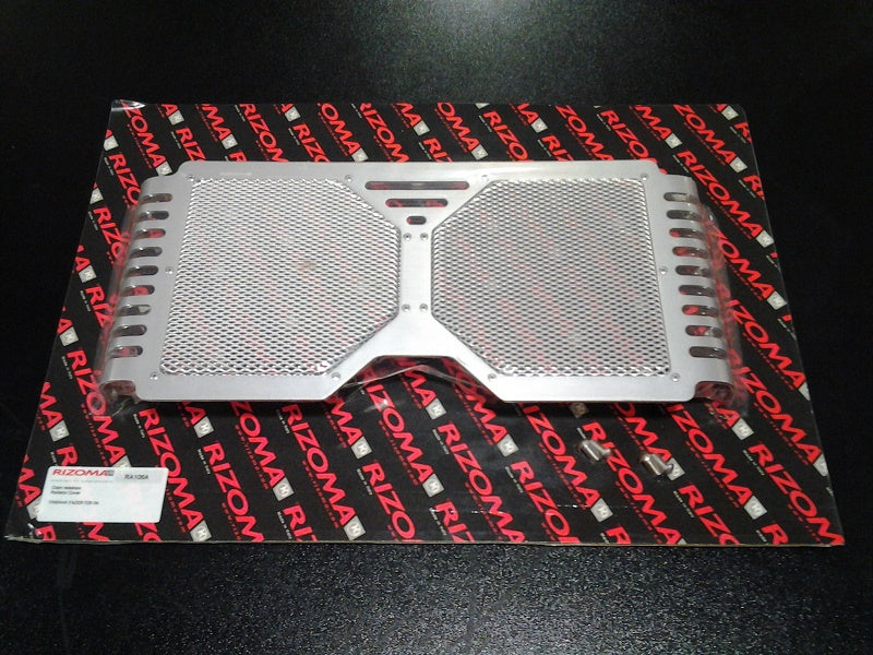 COPRI RADIATORE FLUIDO FZ6 FAZER 2004 RIZOMA - Della Categoria Accessori Vari Produttore RIZOMA - A soli €58.80! Acquista ora su dueruoteaccessori.it