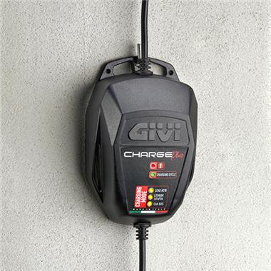 CARICABATTERIA GIVI S511 MANTENITORE DI CARICA - Della Categoria Caricabatteria E Mantenitore Produttore Givi - A soli €74.25! Acquista ora su Due Ruote Accessori