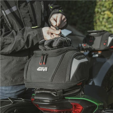 BORSA DA SELLA GIVI EASY07 TANKLOCK PICCOLA 14 LT.