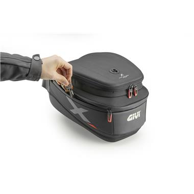 BORSA GIVI X-LINE XL06B DA SERBATOIO TANKLOCK ESTENSIBILE DA 15 A 20 LT