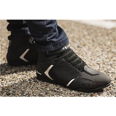 SCARPE UOMO IXON GAMBLER WP NERO-ROSSO