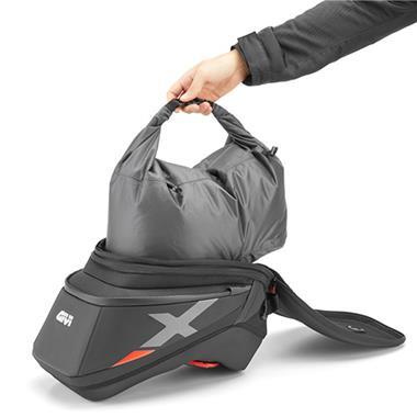 BORSA DA SERBATOIO TANKLOCK BF05B ESTENSIBILE DA 15 A 18 LIT, PER HONDA AFRICA TWIN. - Della Categoria Borse Serbatoio Tank loock Produttore Givi - A soli €176.25! Acquista ora su Due Ruote Accessori