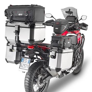 BORSA DA SERBATOIO TANKLOCK BF05B ESTENSIBILE DA 15 A 18 LIT, PER HONDA AFRICA TWIN. - Della Categoria Borse Serbatoio Tank loock Produttore Givi - A soli €176.25! Acquista ora su Due Ruote Accessori