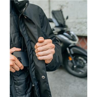 GIACCA UOMO OJ STYLISH LUNGA WP NERA - Della Categoria Giubbini Tessuto Uomo Produttore OJ ATMOSFERE METROPOLITANE - A soli €120! Acquista ora su Due Ruote Accessori