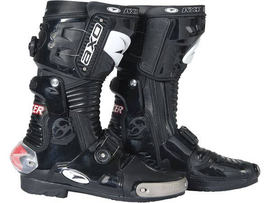 STIVALE LANCER NERO RACING TAGLIA 41 - Della Categoria Stivali Uomo Produttore Axo - A soli €209.69! Acquista ora su Due Ruote Accessori