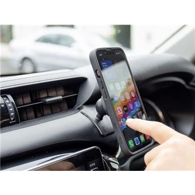 Supporto per smartphone QUAD LOCK MAG sul cruscotto - Della Categoria Custodie Smartphone Produttore QUAD LOCK - A soli €24.75! Acquista ora su Due Ruote Accessori