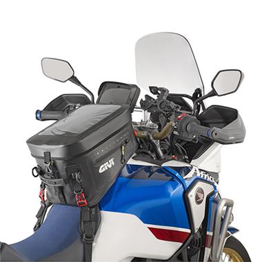 BORSA SERBATOIO GIVI GRT715 WATERPROOF 20 LITRI - Della Categoria Borse Serbatoio Produttore Givi - A soli €128.65! Acquista ora su Due Ruote Accessori