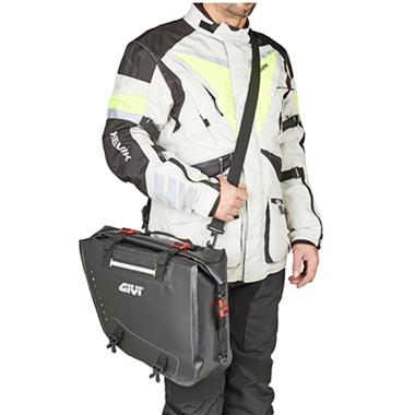CP. BORSE LATERALI GIVI WATERPROOF GRT718 LT.15 - Della Categoria Borse Laterali Produttore Givi - A soli €165.75! Acquista ora su Due Ruote Accessori
