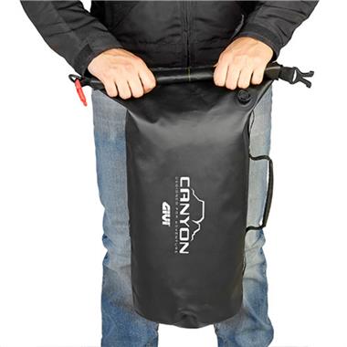 BORSA GIVI CARG0 WATERPROOF 25LT GRT714B - Della Categoria Borse Produttore Givi - A soli €64.50! Acquista ora su Due Ruote Accessori