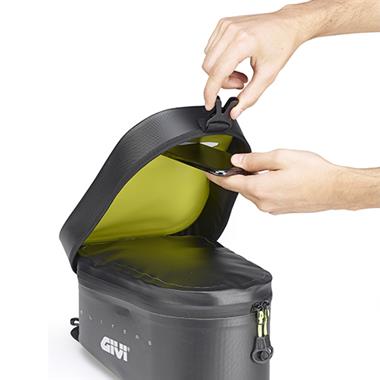 BORSA SERBARTOIO GIVI GRT716 WATERPROOF 6 LT - Della Categoria Borse Serbatoio Produttore Givi - A soli €73.15! Acquista ora su Due Ruote Accessori