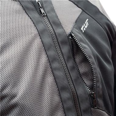 GIUBBINO UOMO TUR ATLAS TRAFORATO NERO GRIGIO OLIVA - Della Categoria Giubbini Estivi Uomo Produttore T.UR - A soli €144! Acquista ora su Due Ruote Accessori