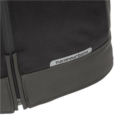 GIUBBINO TRAFORATO TUCANO URBANO UOMO URBAN NETWORK NERO–NERO - Della Categoria Giubbini Estivi Uomo Produttore Tucano Urbano - A soli €127.50! Acquista ora su Due Ruote Accessori