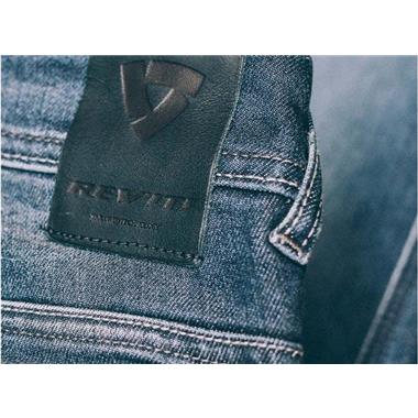 PANTALONE REVIT UOMO JEANS CARLIN SK BLU MEDIO SLAVATO L34 - Della Categoria Pantaloni & Jeans Uomo Produttore REVIT - A soli €199.99! Acquista ora su dueruoteaccessori.it
